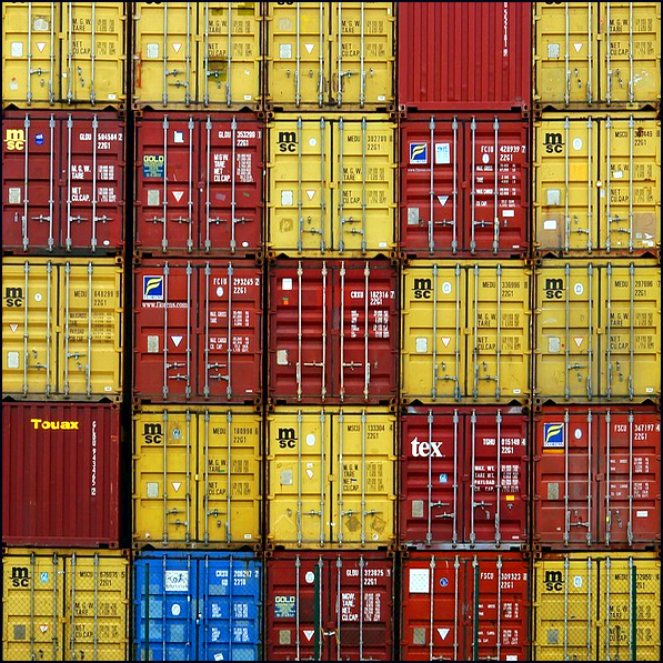 Nuvole n. 55 – luglio 2017: Logistica: lavoro, infrastrutture, territori